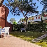 Apartment Bright Flat In With Pool - Beahost *