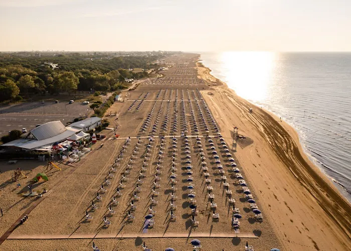 Daire Bright Flat In With Pool - Beahost Bibione