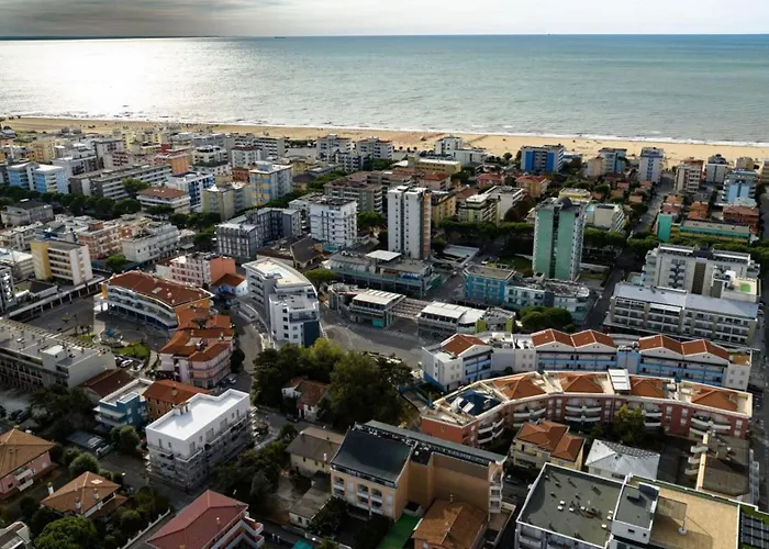 Daire Bright Flat In With Pool - Beahost *