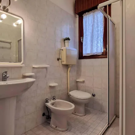 Bright Flat In With Pool - Beahost