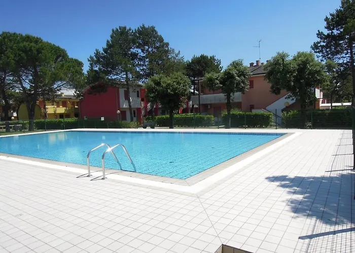 Bright Flat In With Pool - Beahost Appartamento Bibione